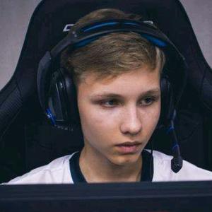 开场不久 开场不久