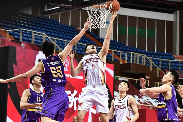 西体育场为 西体育场为