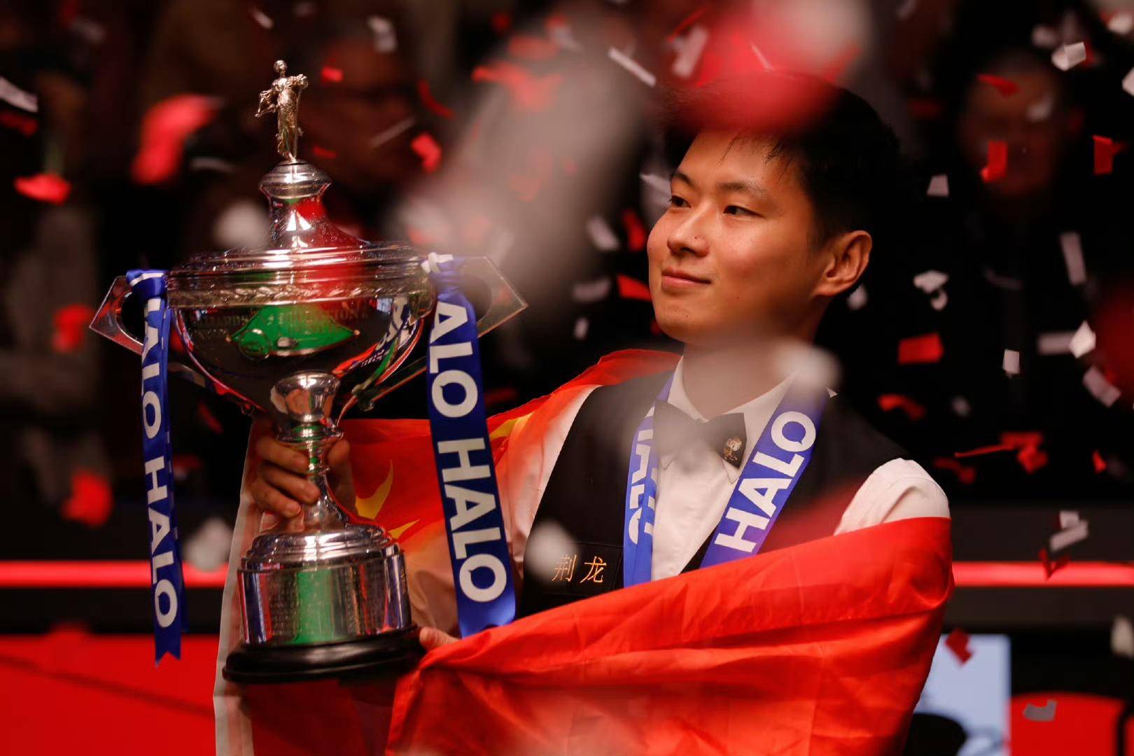 更是看到希 更是看到希