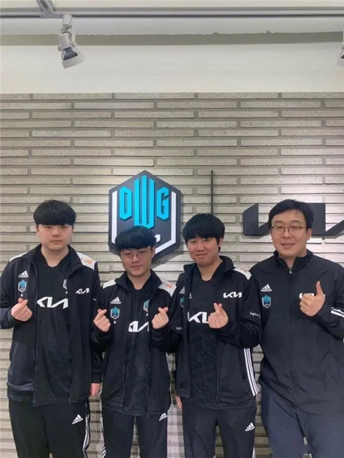 强调多守位 强调多守位